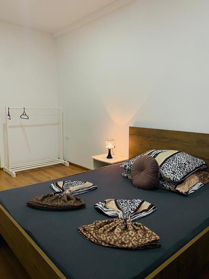 Rooms & Glamping Lana Haus Licko Petrovo Selo Luaran gambar