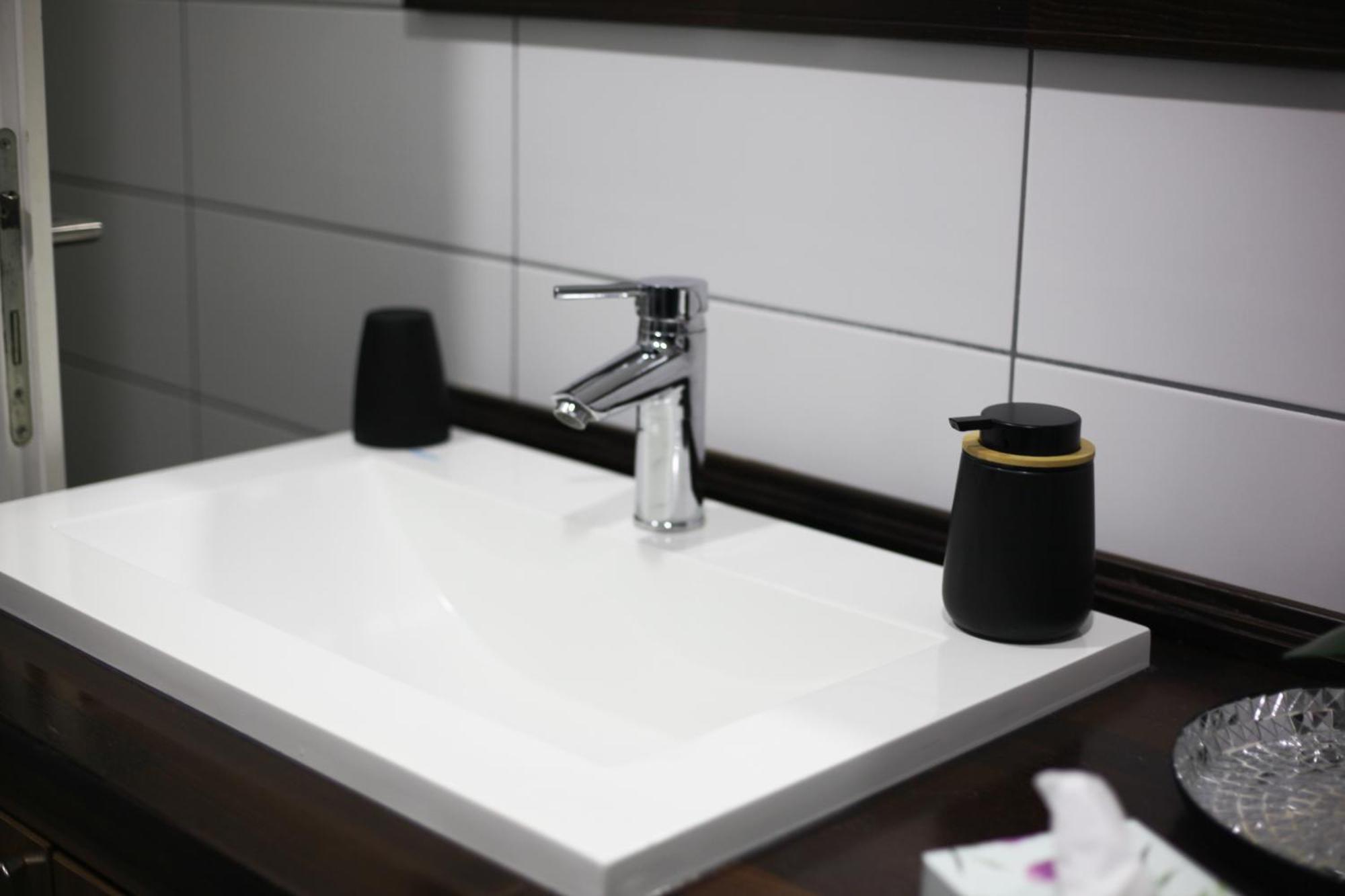 Rooms & Glamping Lana Haus Licko Petrovo Selo Luaran gambar